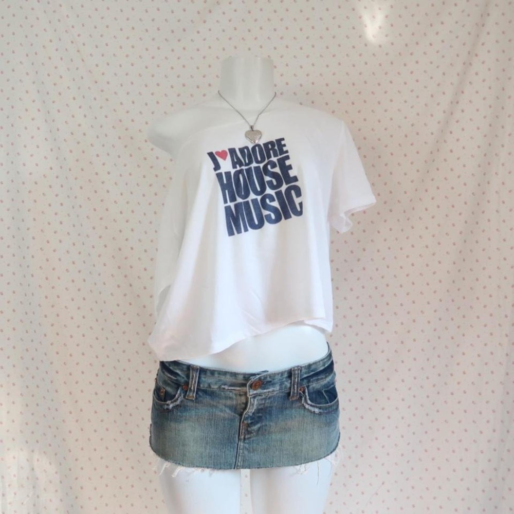 i love adore house music graphic tee y2k rave club kid indie sleaze - Picture 3 of 4